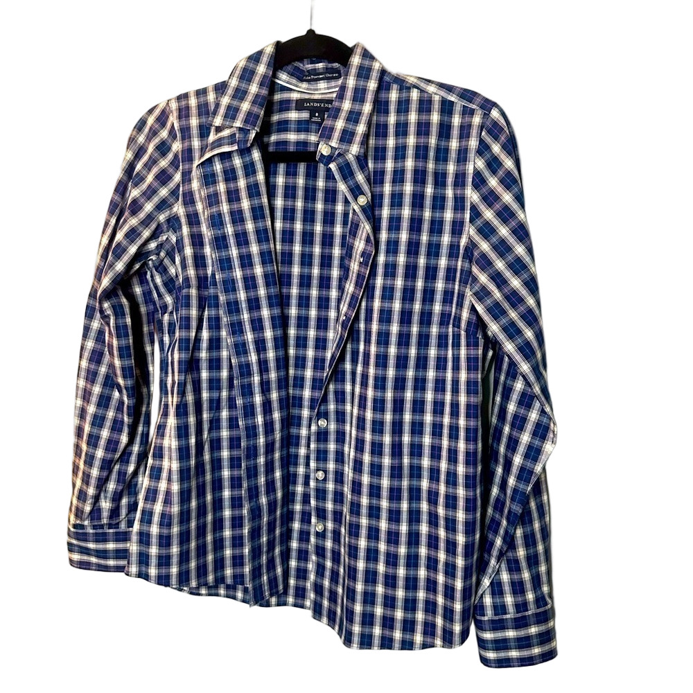 Land’s End ladies button down navy blue plaid shirt size 8